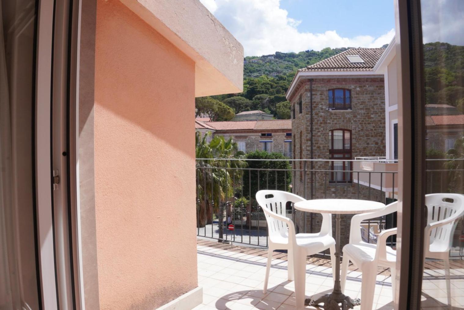 New Hotel Sonia Santa Maria di Castellabate Exterior photo