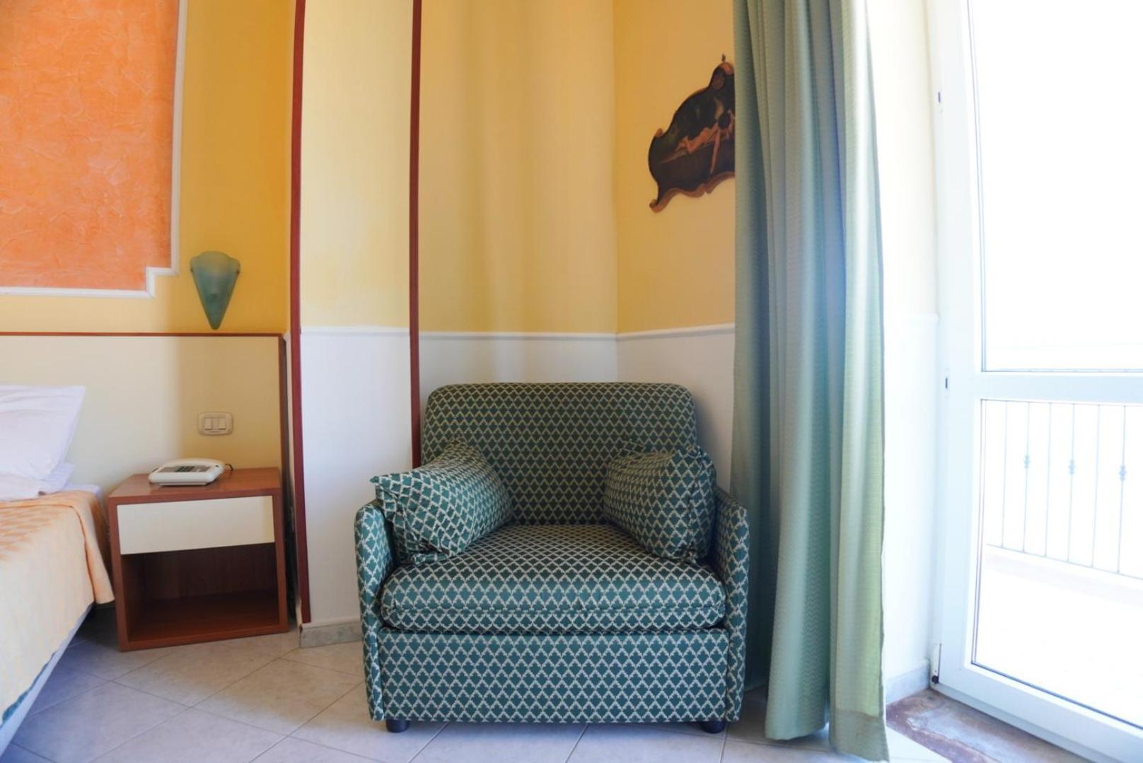 New Hotel Sonia Santa Maria di Castellabate Exterior photo